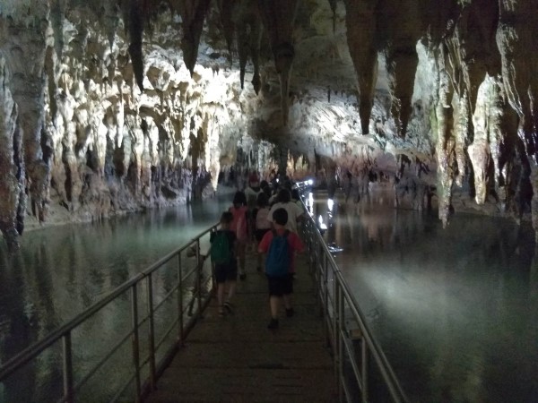 Επίσκεψη στο Σπήλαιο Αγγίτη